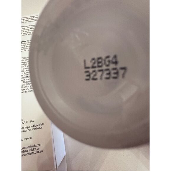 Rodan + Field REDEFINE Pore Refining Toner 2 125ml - Picture 3 of 5